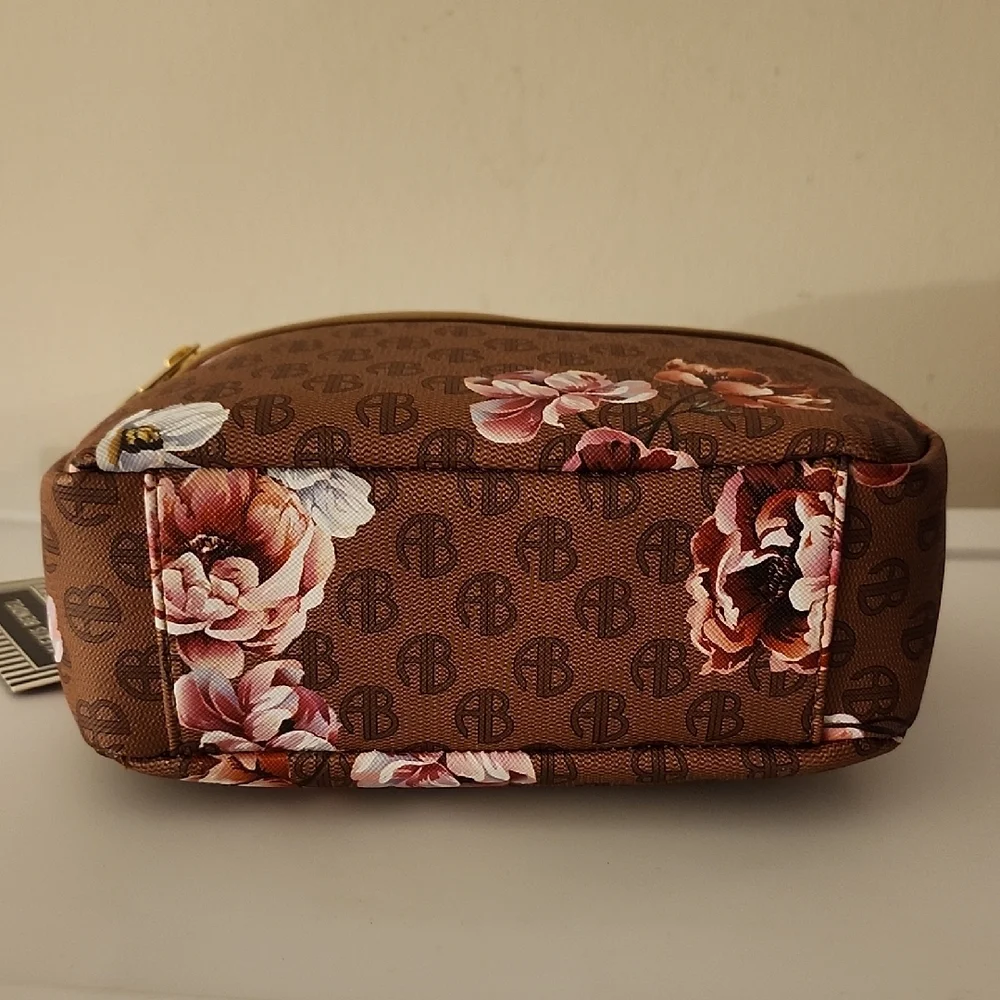 🌸 Alexis Bendel Crossbody Bag w/Free Alexis Bendel Card Wallet